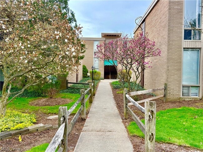 Building Photo - 6770 Chaffee Ct