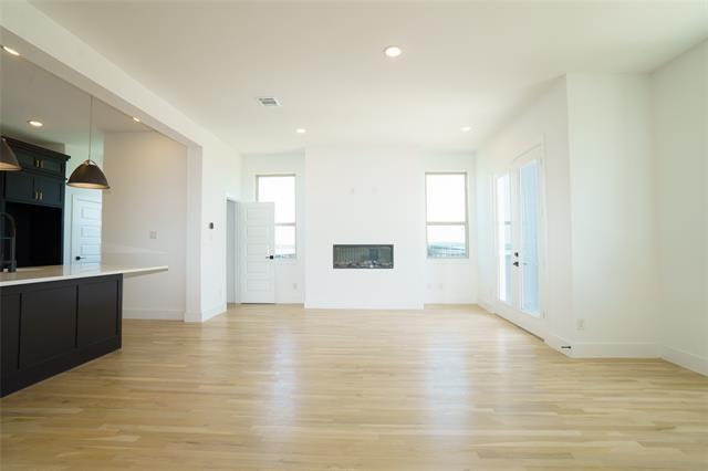 Building Photo - 9311 Easy St