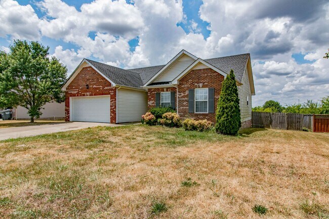 Building Photo - 988 Chardea Ct
