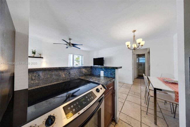 Building Photo - 759 Meridian Ave