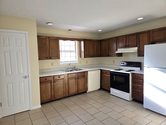 Building Photo - Belleau Woods Ranch Home  251222