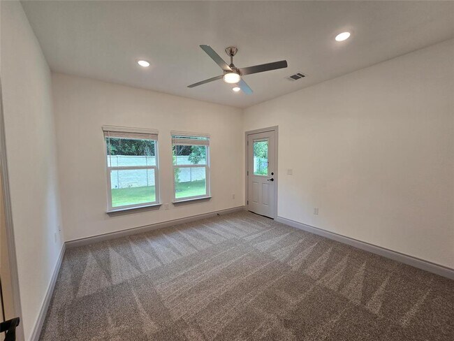 Building Photo - 2105 Tiger Trail