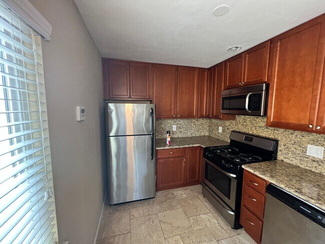 Building Photo - Gorgeous Unit in Imperial Beach!