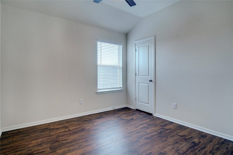 Building Photo - 9301 Red Brush Trl