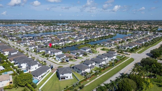 Primary Photo - 17353 SW 46th St