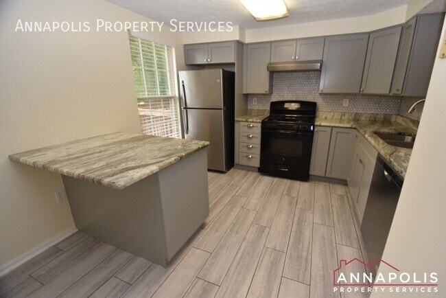 Building Photo - 1534 Falstone Ln
