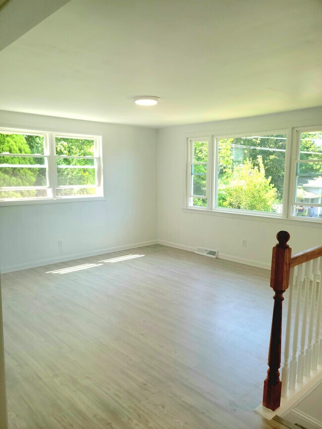 Building Photo - 22 Okinawa Ave