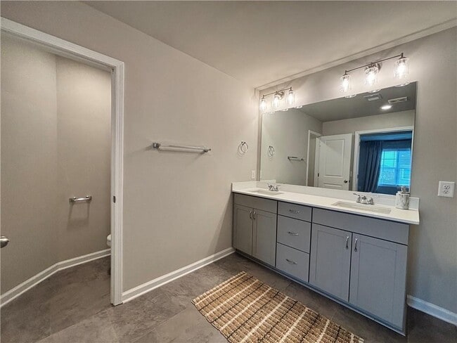 Building Photo - 111 Millers Ln