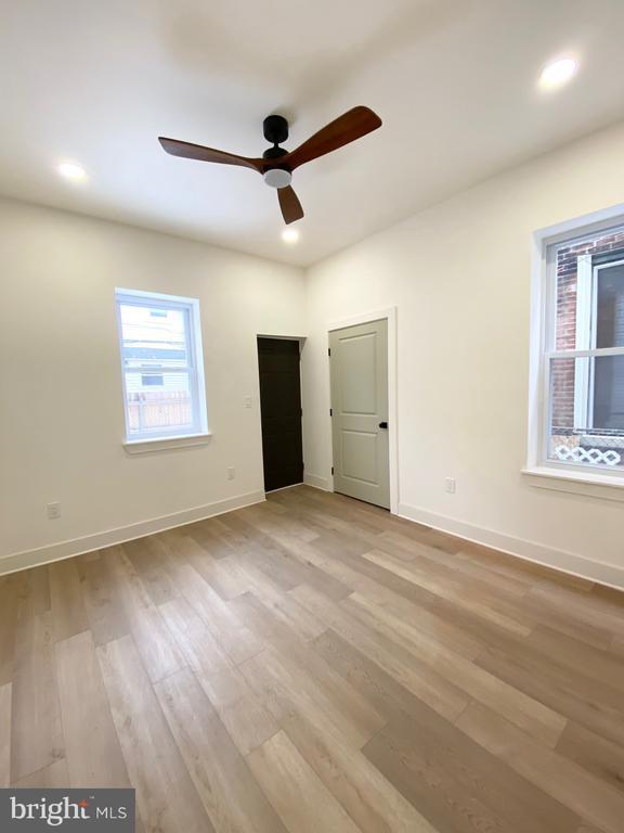 Building Photo - 1335 Colwyn St