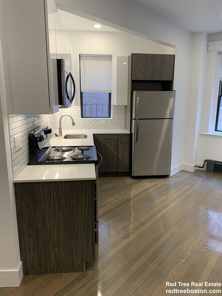 Building Photo - 11 Queensberry St