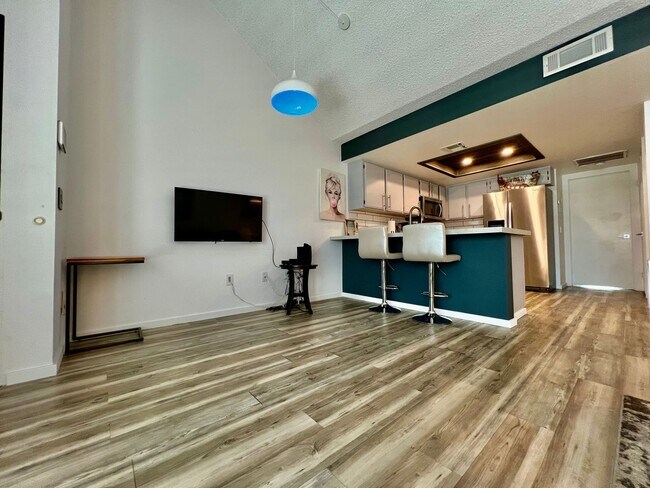Building Photo - 32505 Candlewood Dr