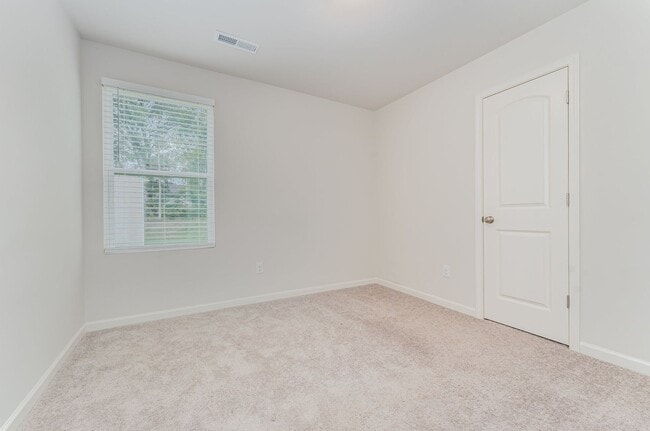 Building Photo - Charming Home for Rent in Thomasville – Pe...