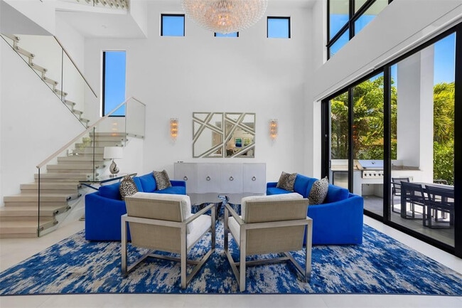 Building Photo - 2001 Marietta Dr