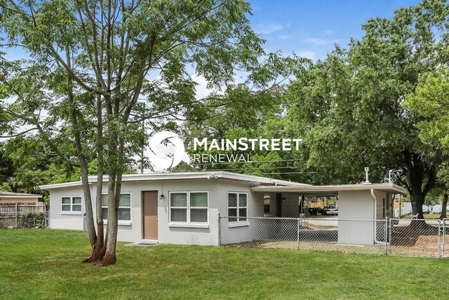 Building Photo - 3 Bedroom Pet-Friendly Home in ORLANDO, FL with Main Street Renewal
