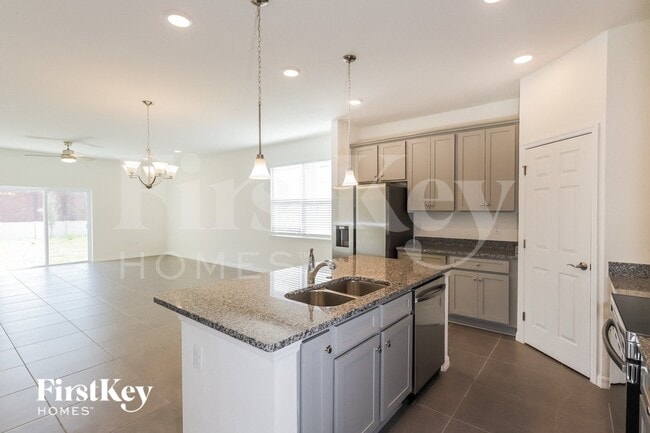 Building Photo - 113 Windsor Reserve Dr