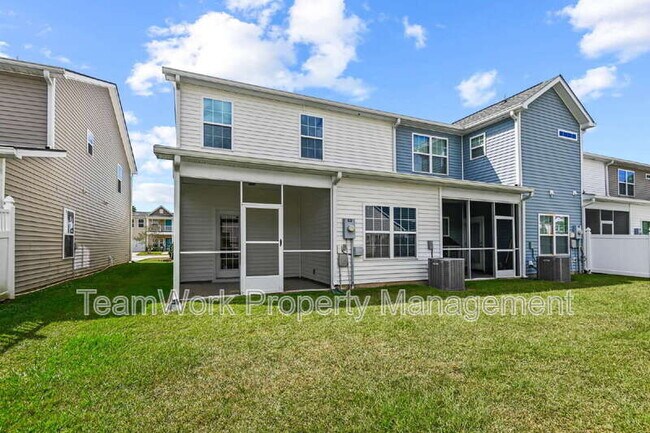 Building Photo - 143 Kirkland St