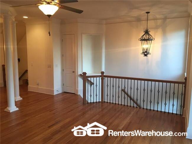 Building Photo - 390 Mystic Ridge Ln