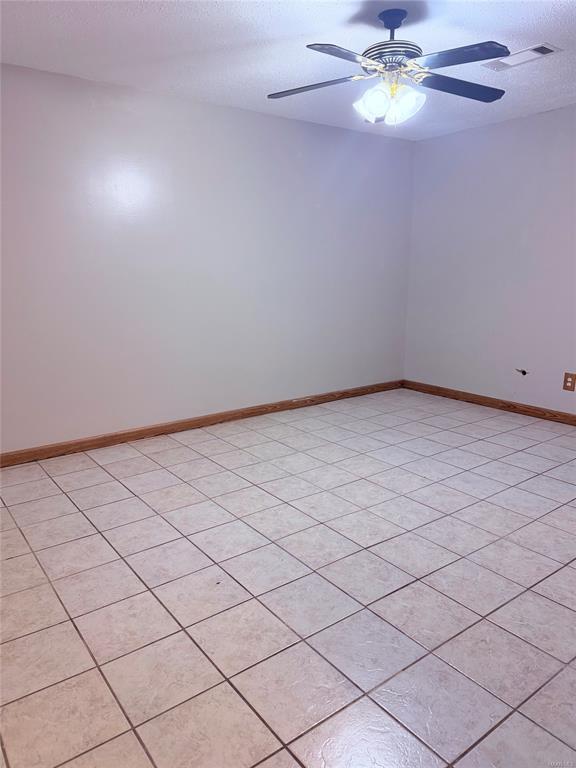 Building Photo - 6735 Pineleaf Dr