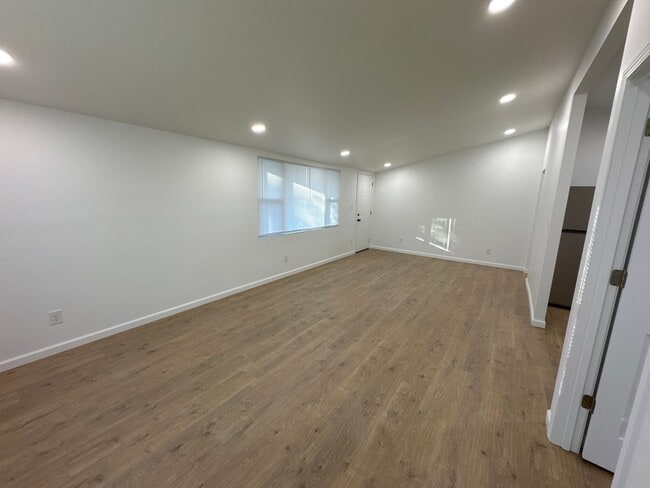 Building Photo - Newly Remodeled House in Paducah