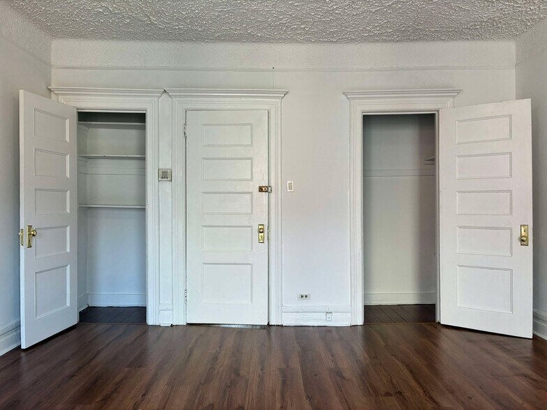 Building Photo - 556 W 161st St