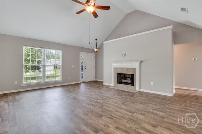 Building Photo - 205 Abigail Cir