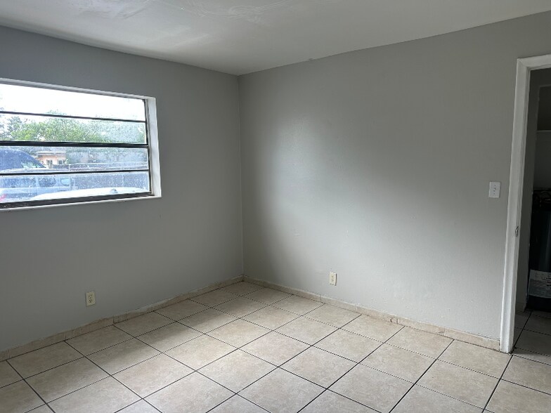 Building Photo - 6151 Eaton St