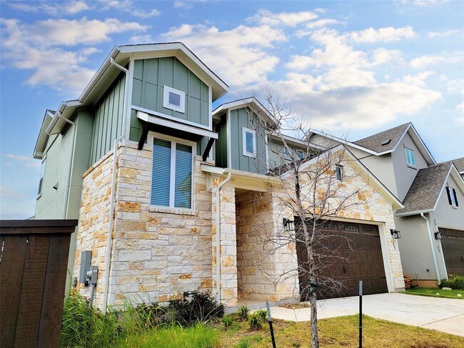 Building Photo - 601 C-Bar Ranch Trl