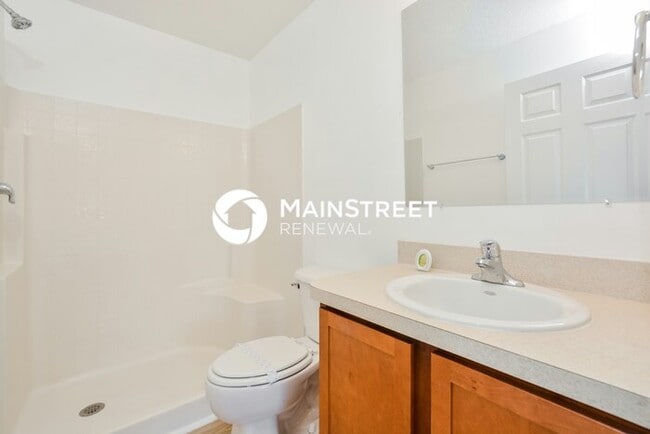 Building Photo - 3 Bedroom Pet-Friendly Home in Umatilla, FL with Main Street Renewal