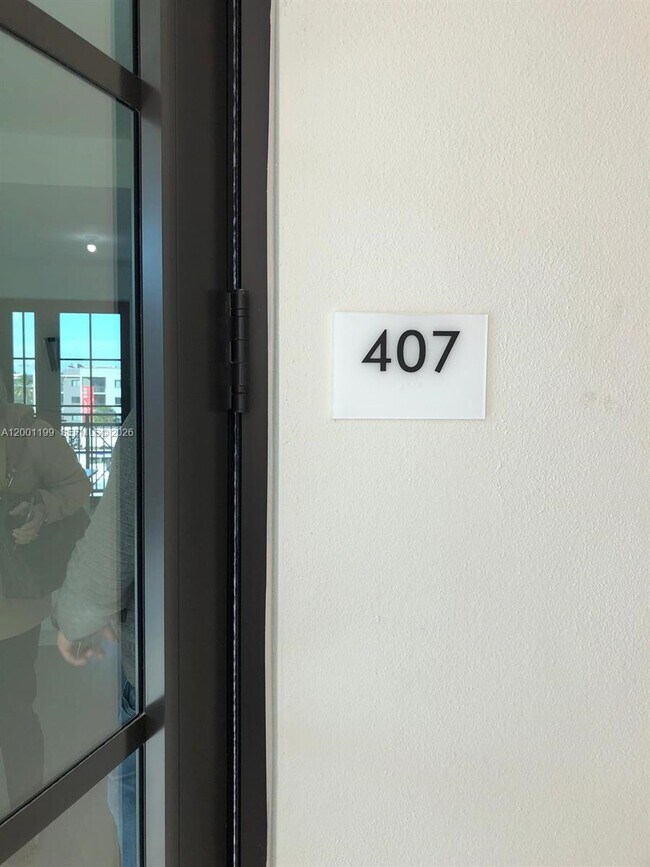 Building Photo - 4100 SW 64th Ave