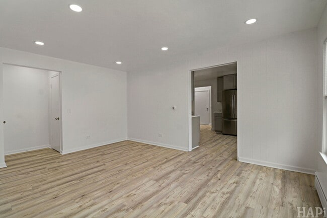 Building Photo - 2735 N 73rd Ct