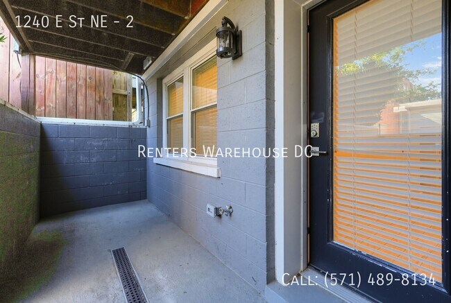 Building Photo - 1240 E St NE