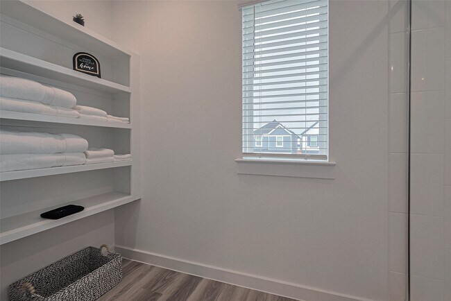 Building Photo - 10405 Hadley Pk Trl