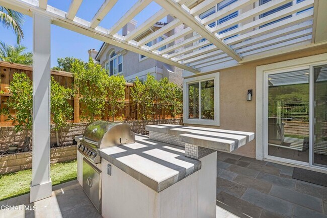 Building Photo - 2887 Arbella Ln