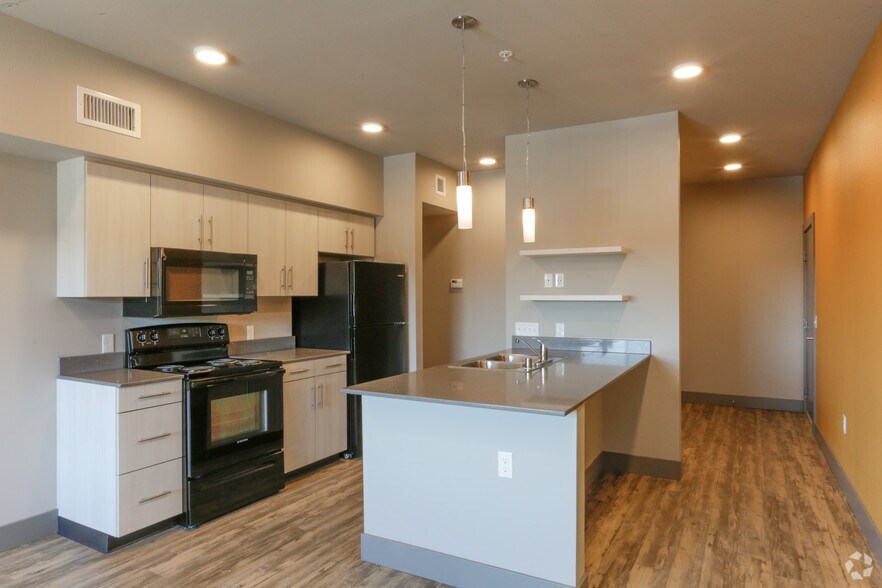 Central Park Villas 760 N Central Dr Moses Lake WA 98837 Apartment