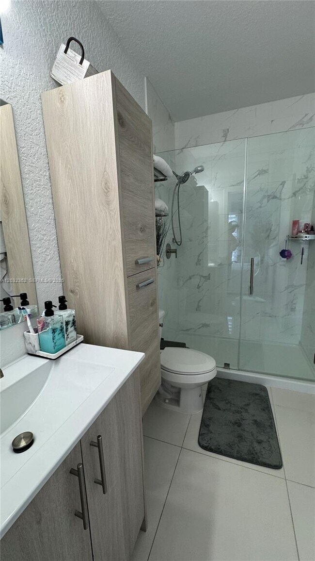 Building Photo - 1183 NW 2nd Ter