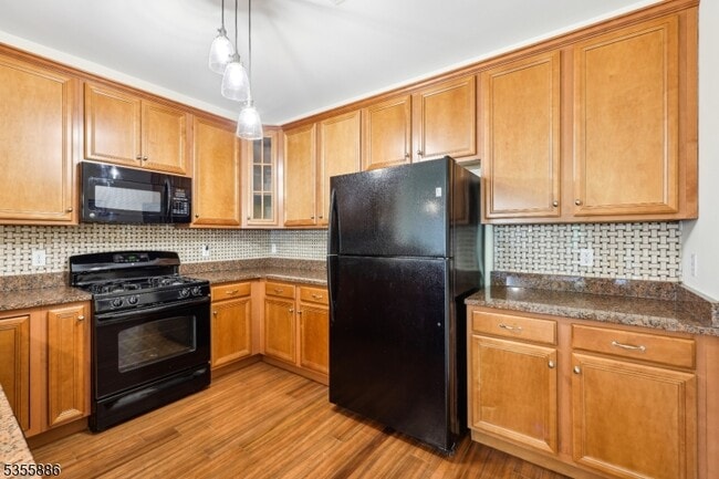 Building Photo - 1507 Meadow Brook Ct