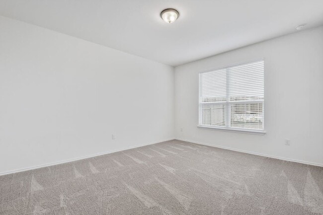 Building Photo - 8200 Knoxville Trl