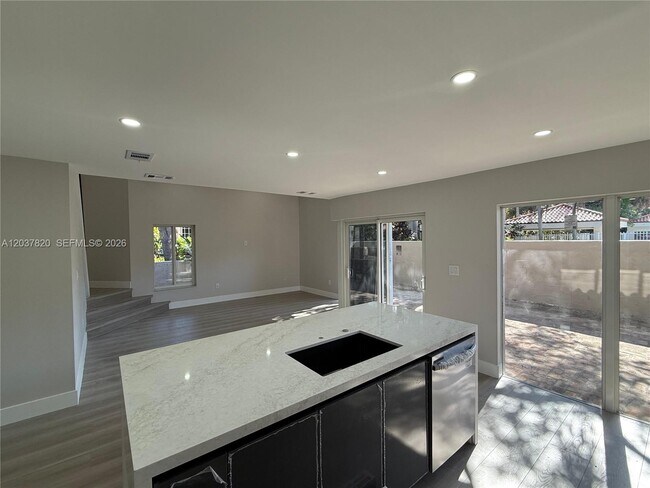 Building Photo - 7502 SW 109th Pl