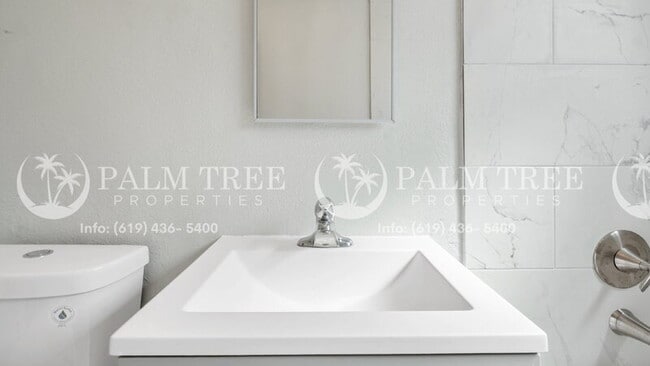 Building Photo - 247 San Jacinto Dr