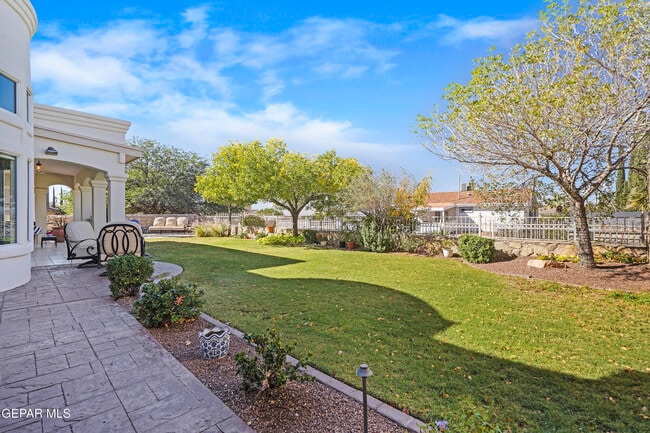 Building Photo - 1405 Cloud Ridge Dr