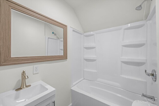 Building Photo - 314 Liberty St