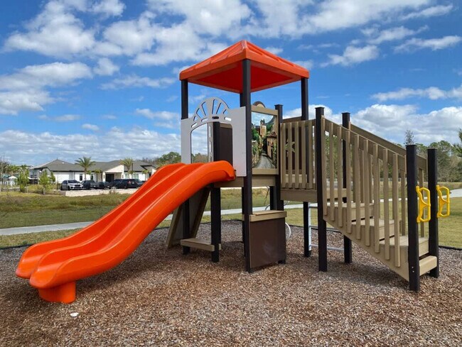 Building Photo - 2641 Scrapbook St