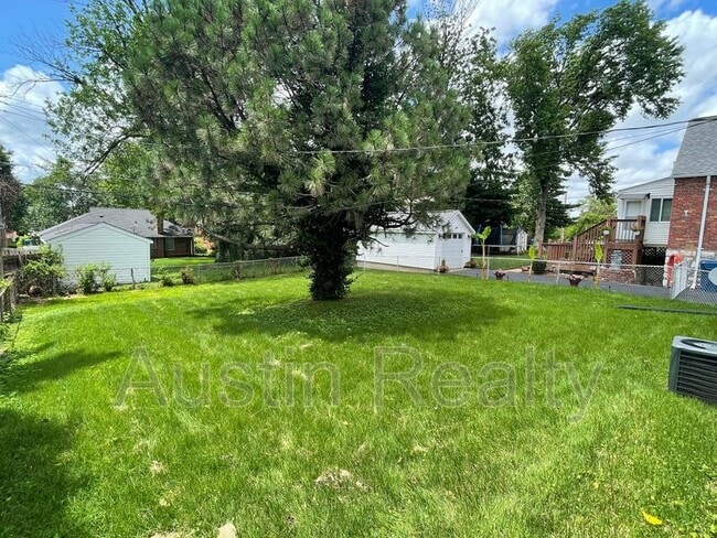 Building Photo - 1135 Brightling Dr
