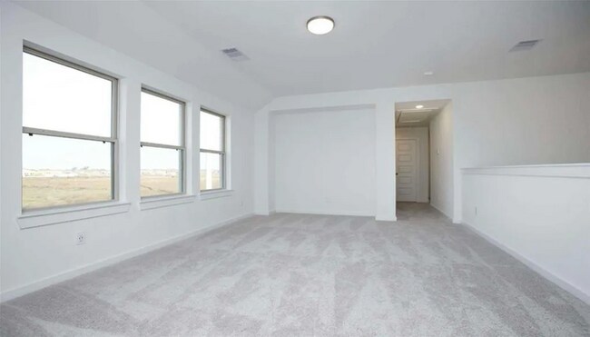 Building Photo - Charming 4 beds 2.5 baths in Meadowlakes!