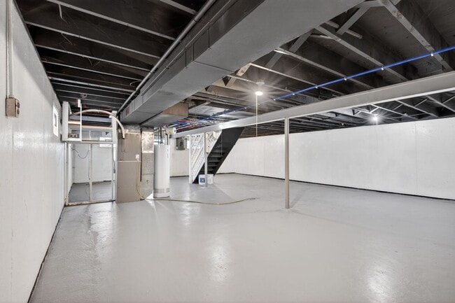 Building Photo - Updated 3-Bedroom Home with Fenced Yard in Florissant