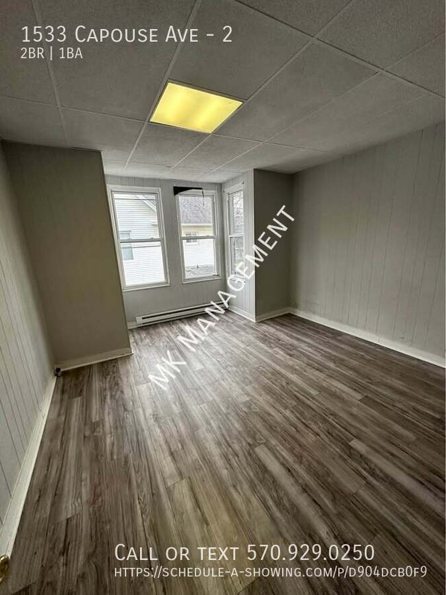 Building Photo - 1533 Capouse Ave