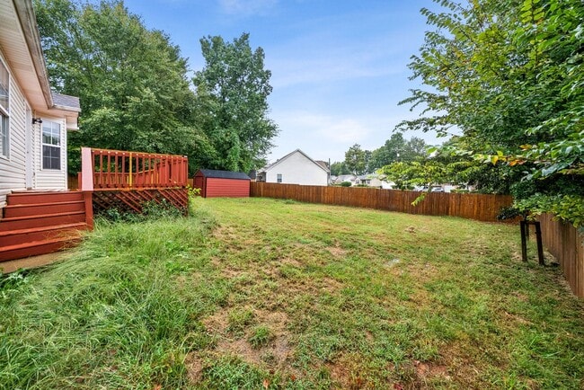 Building Photo - 2496 Rafiki Dr