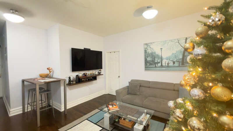 Building Photo - 511 W 151st St