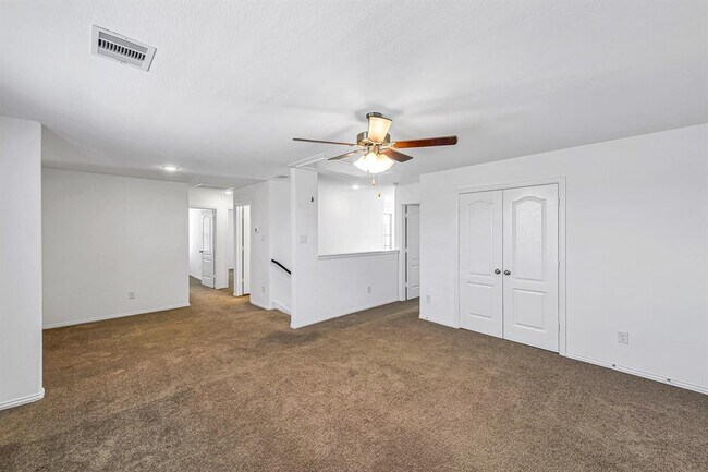 Building Photo - 31319 Whitfield Ct