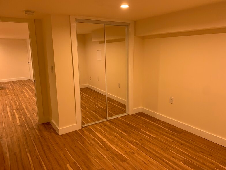 Building Photo - 6028 NE 24th Ave